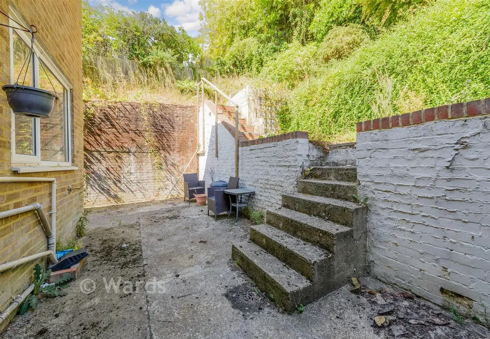 Rear Garden - Princes Avenue, Walderslade, Chatham, Kent - Wards of Kent