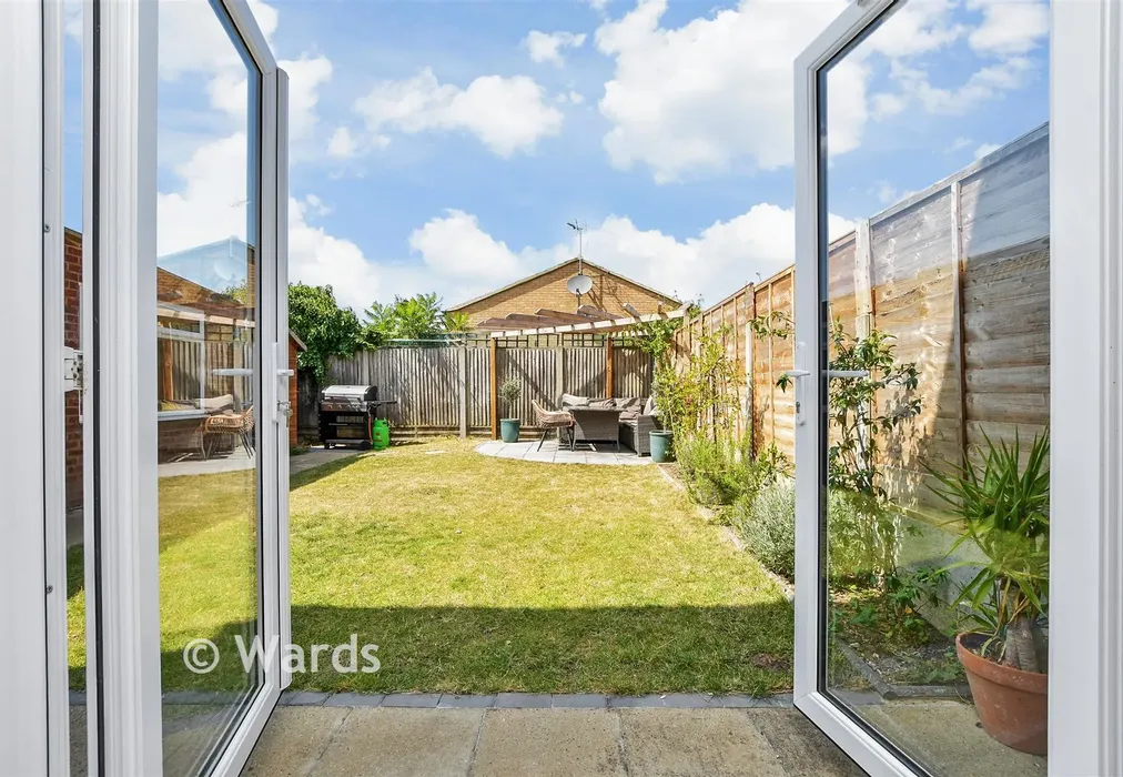 External Lifestyle Photograph - Malvern Park, Herne Bay, Kent - Wards of Kent