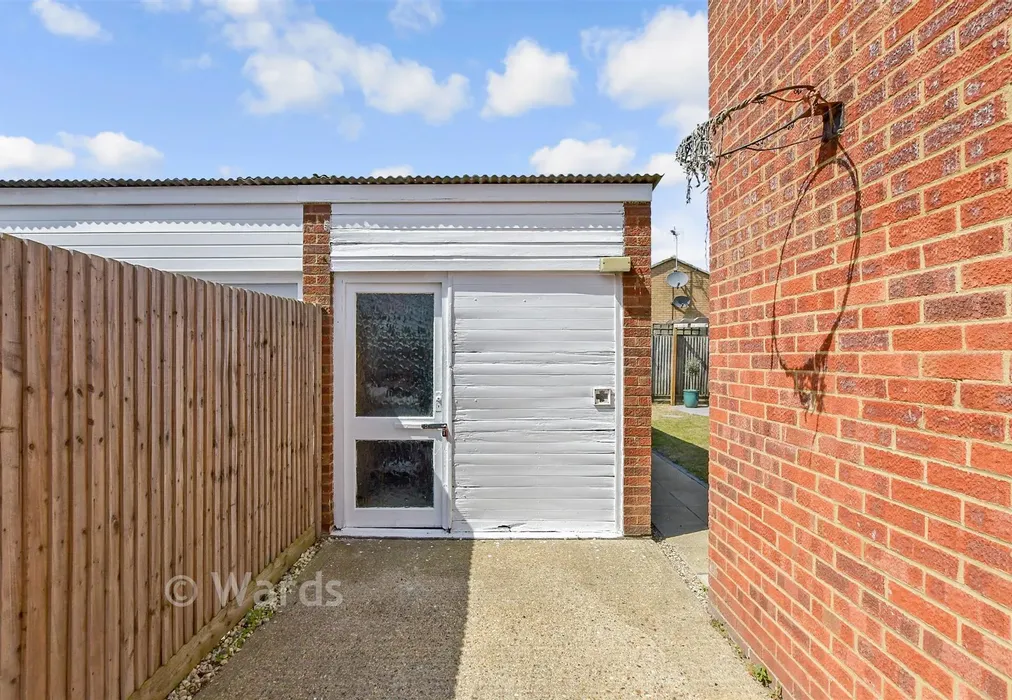 Driveway/Parking - Malvern Park, Herne Bay, Kent - Wards of Kent