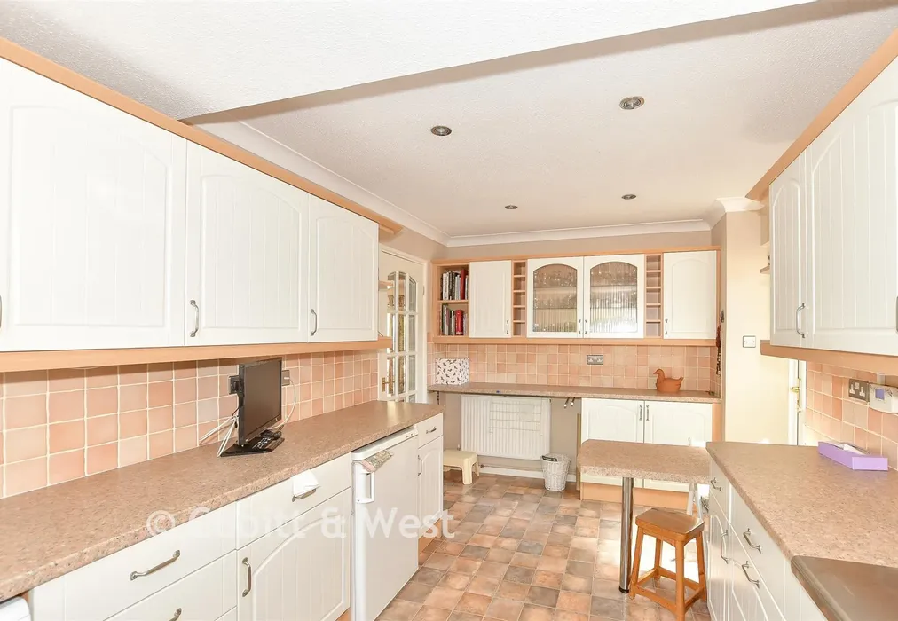 Kitchen - Costells Edge, Scaynes Hill, West Sussex - Wards of Kent