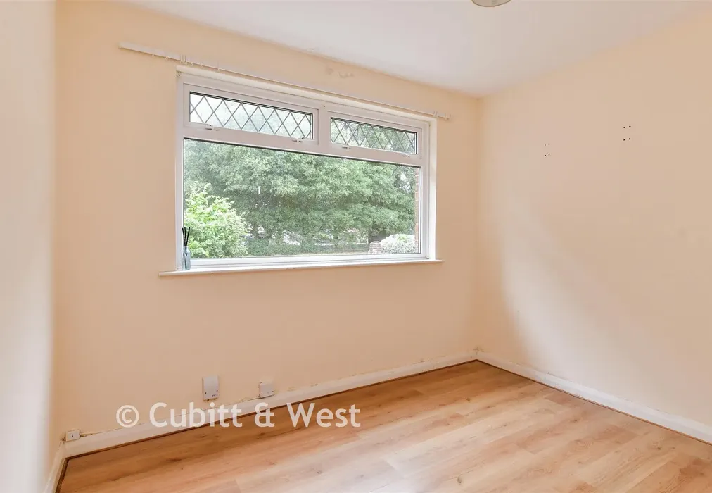 Study - Ilex Way, Goring-By-Sea, West Sussex - Wards of Kent