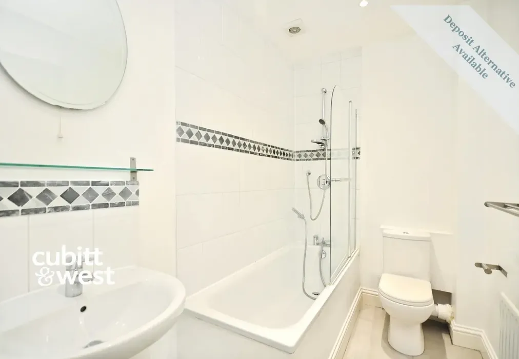 Bathroom - Banstead Road Carshalton SM5 - Wards of Kent