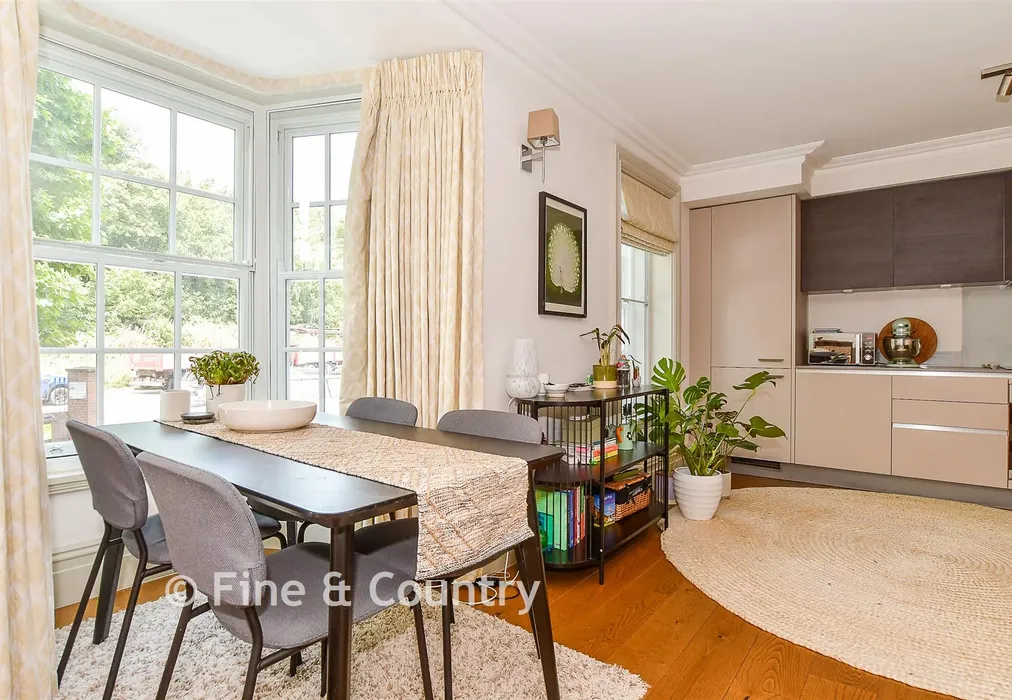 Living/ Dining/ Kitchen - London Road, Tunbridge Wells, Kent - Wards of Kent