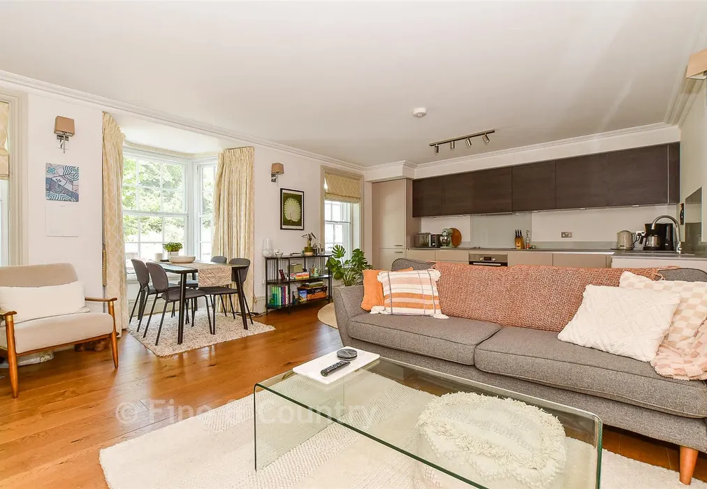 Living/ Dining/ Kitchen - London Road, Tunbridge Wells, Kent - Wards of Kent