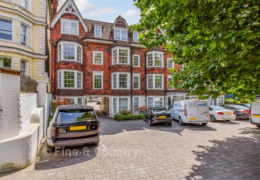 External (Brochure) - London Road, Tunbridge Wells, Kent - Wards of Kent