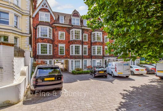 London Road, Tunbridge Wells, Kent - Wards of Kent