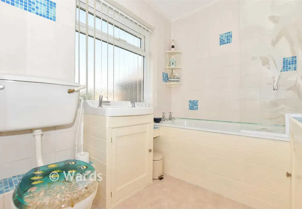 Bathroom - Church Road, New Romney, Kent - Wards of Kent