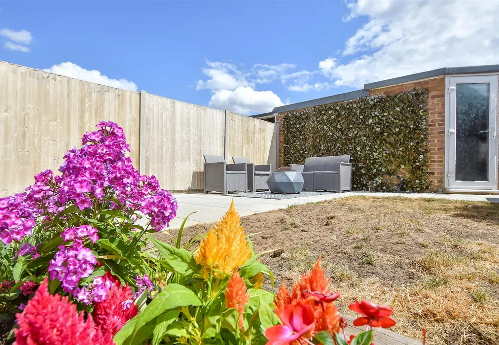External Lifestyle Photograph - Windermere Drive, Rainham, Gillingham, Kent - Wards of Kent