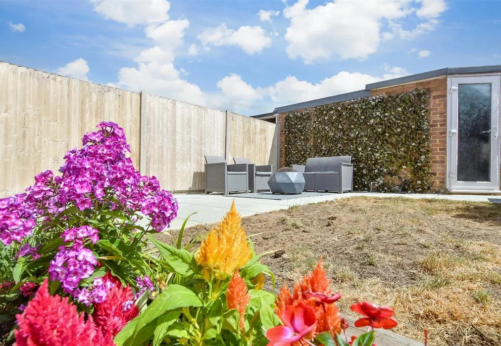 External Lifestyle Photograph - Windermere Drive, Rainham, Gillingham, Kent - Wards of Kent