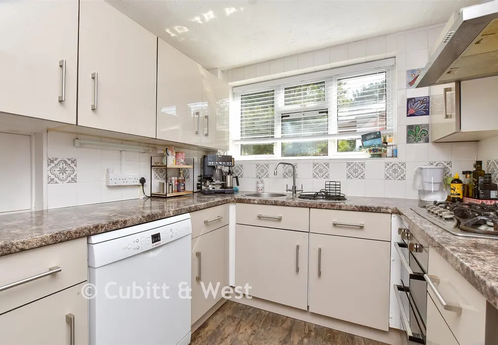 Kitchen - Oveton Way, Bookham, Leatherhead, Surrey - Wards of Kent
