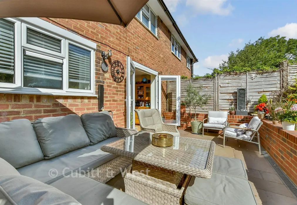 Patio / Decking - Oveton Way, Bookham, Leatherhead, Surrey - Wards of Kent