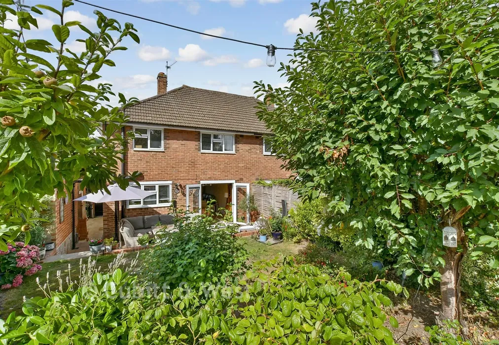 Rear Elevation - Oveton Way, Bookham, Leatherhead, Surrey - Wards of Kent