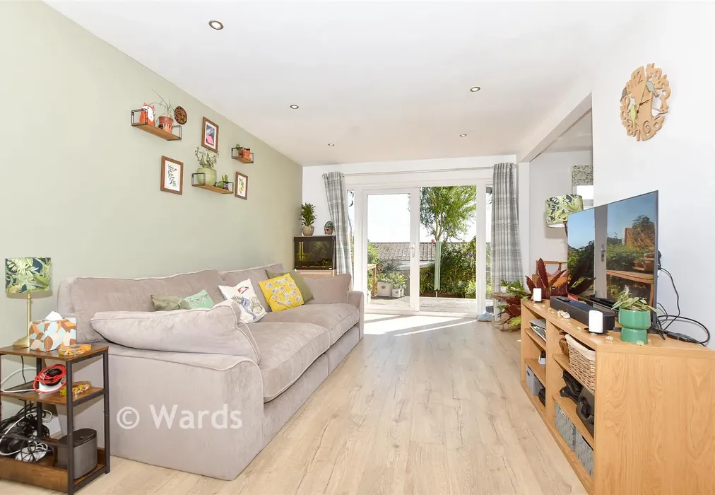 Lounge - Pilgrim Spring, Folkestone, Kent - Wards of Kent
