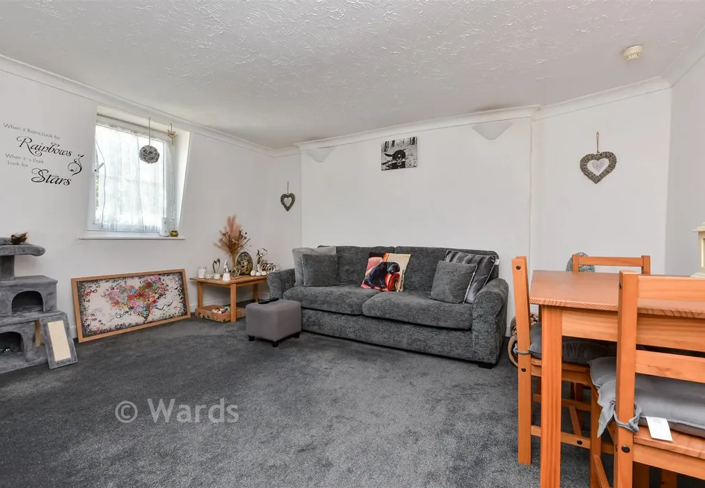 Lounge - Castle Hill Road, Dover, Kent - Wards of Kent