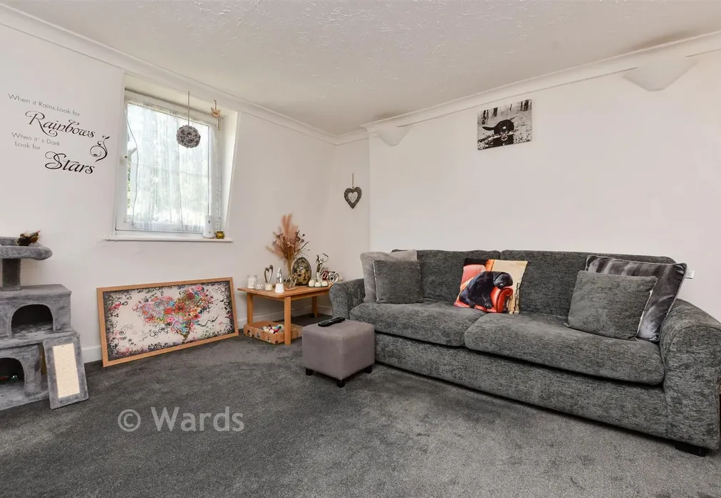 Lounge - Castle Hill Road, Dover, Kent - Wards of Kent