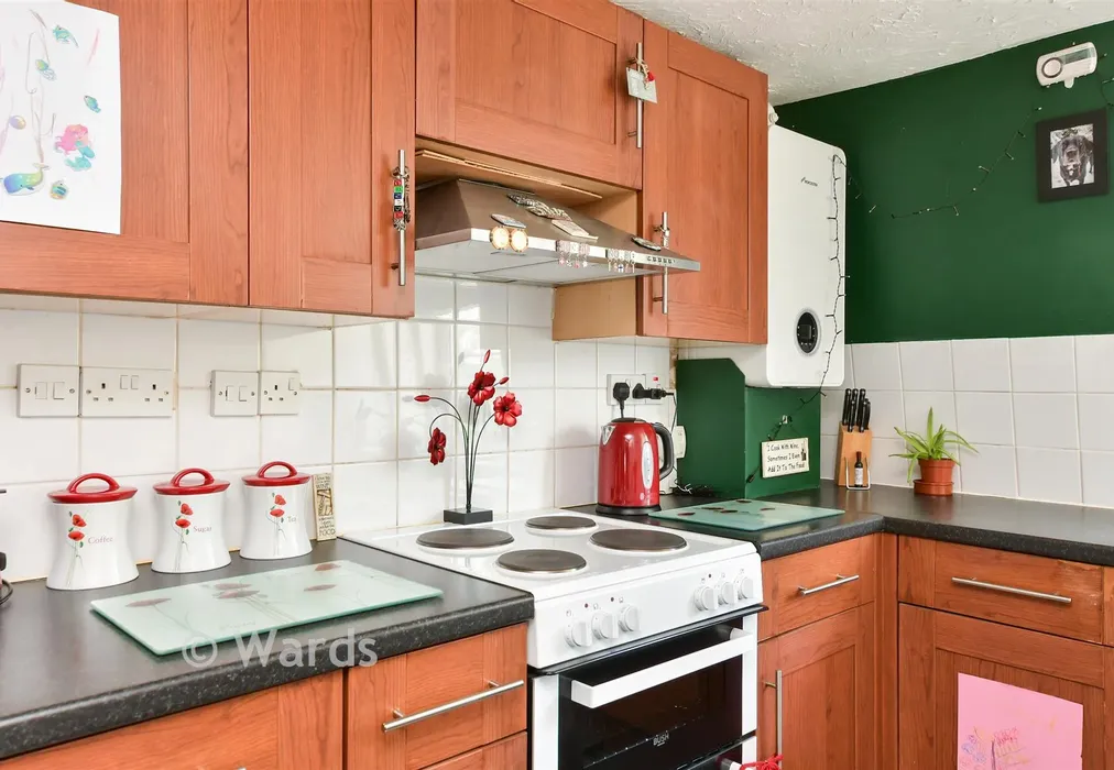 Kitchen - Castle Hill Road, Dover, Kent - Wards of Kent