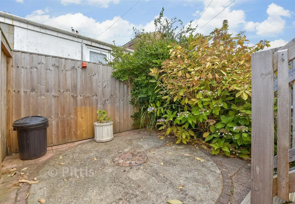Rear Garden - Fitzroy Street, Sandown, Isle of Wight - Wards of Kent