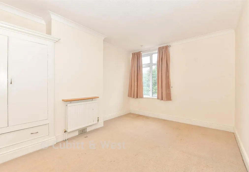 Bedroom 2 - Inhurst Road, Portsmouth, Hampshire - Wards of Kent