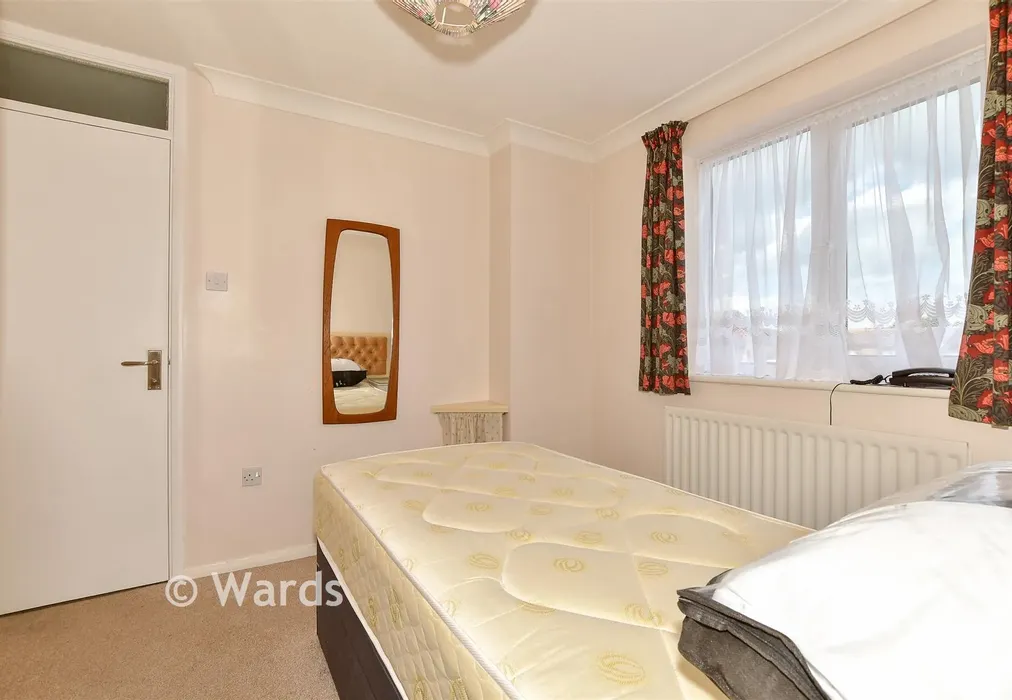 Bedroom 2 - Lawrence Gardens, Herne Bay, Kent - Wards of Kent