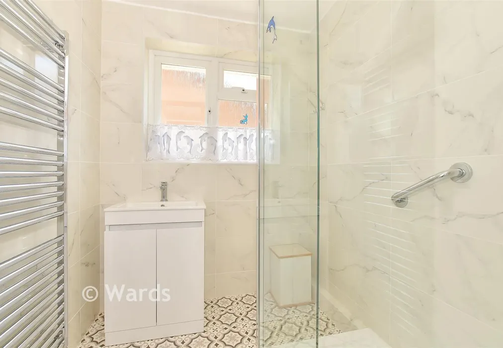 Shower Room - Lawrence Gardens, Herne Bay, Kent - Wards of Kent
