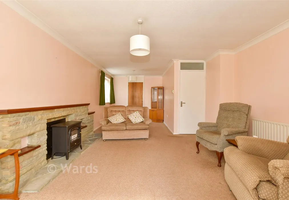 Lounge - Lawrence Gardens, Herne Bay, Kent - Wards of Kent