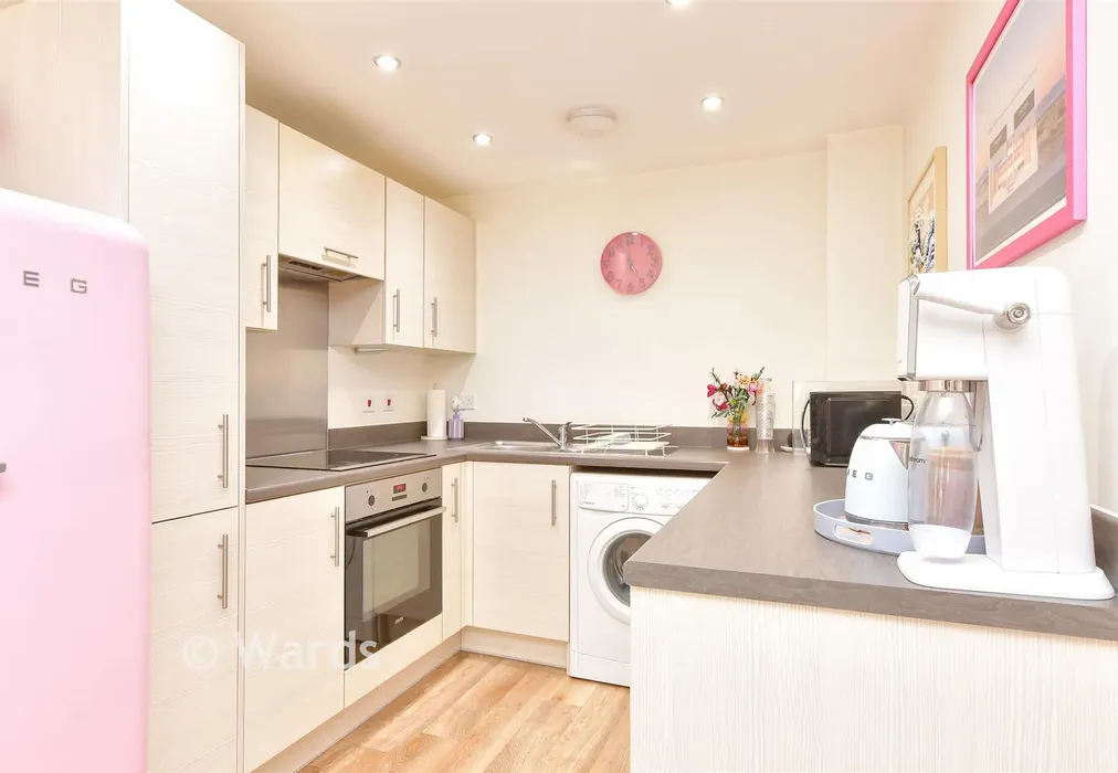 Lounge/Kitchen/ Dining Area - Castle Hill Drive, Castle Hill, Swanscombe, Kent - Wards of Kent