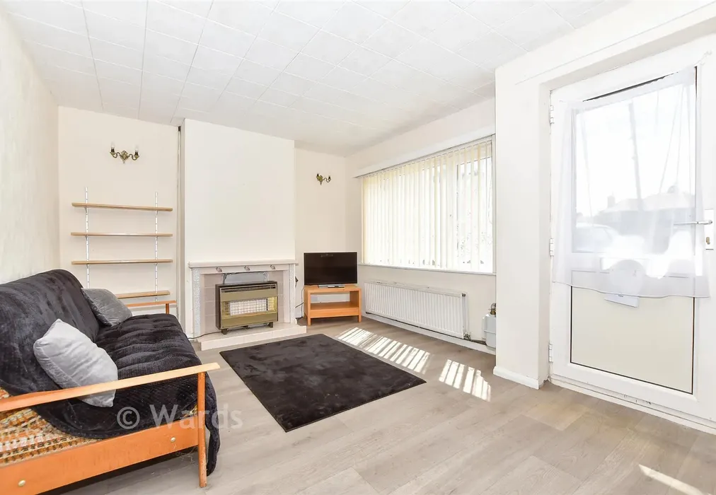 Lounge - Dunes Road, Greatstone, Kent - Wards of Kent