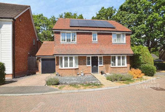 Sycamore Drive Burgess Hill RH15 - Wards of Kent