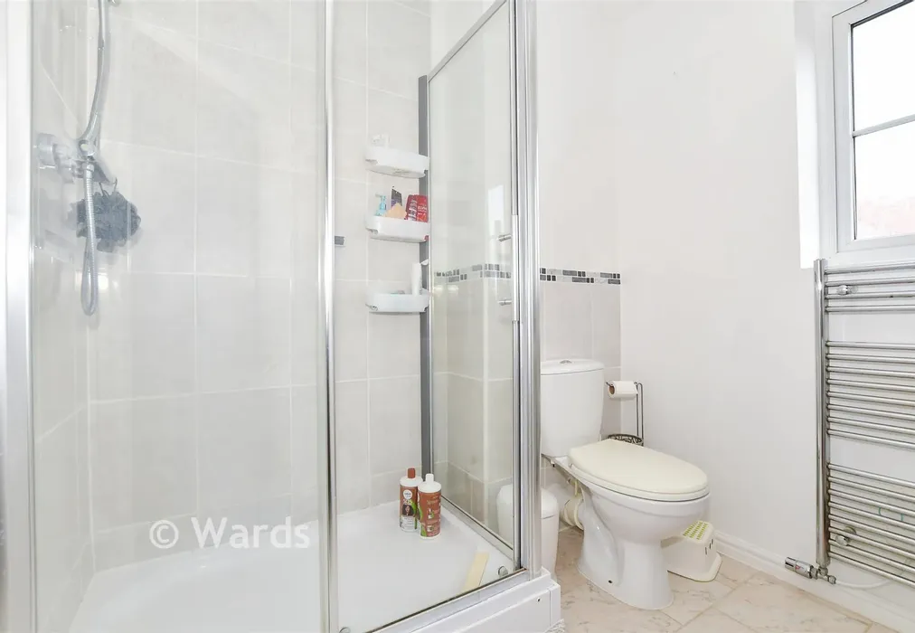 En-Suite Shower Room - Hazen Road, Kings Hill, West Malling, Kent - Wards of Kent