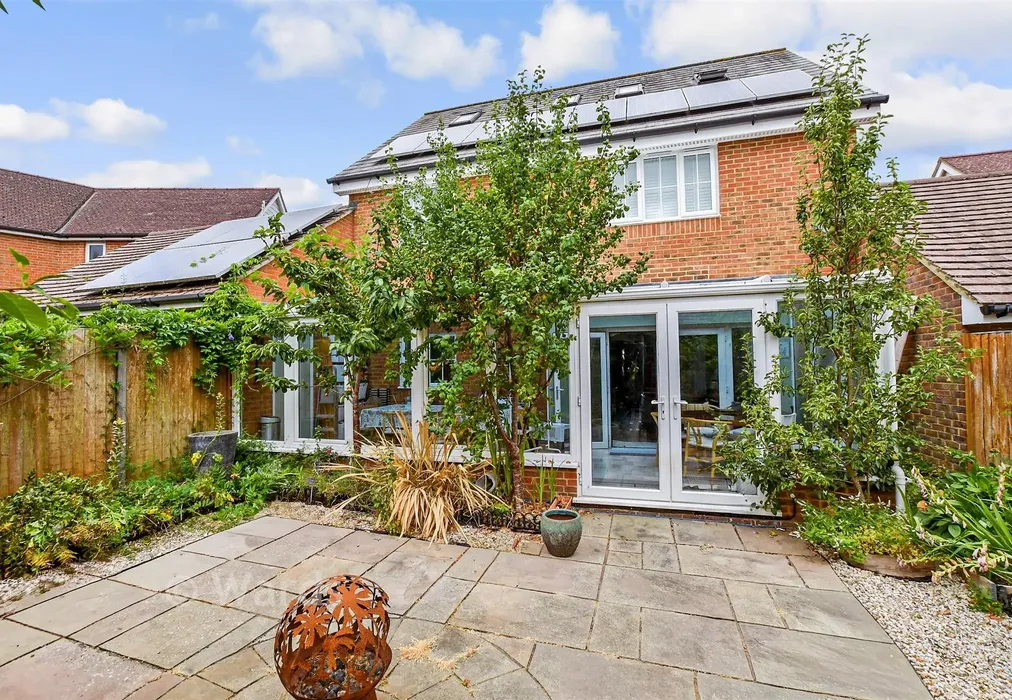 Rear Elevation - Hazen Road, Kings Hill, West Malling, Kent - Wards of Kent