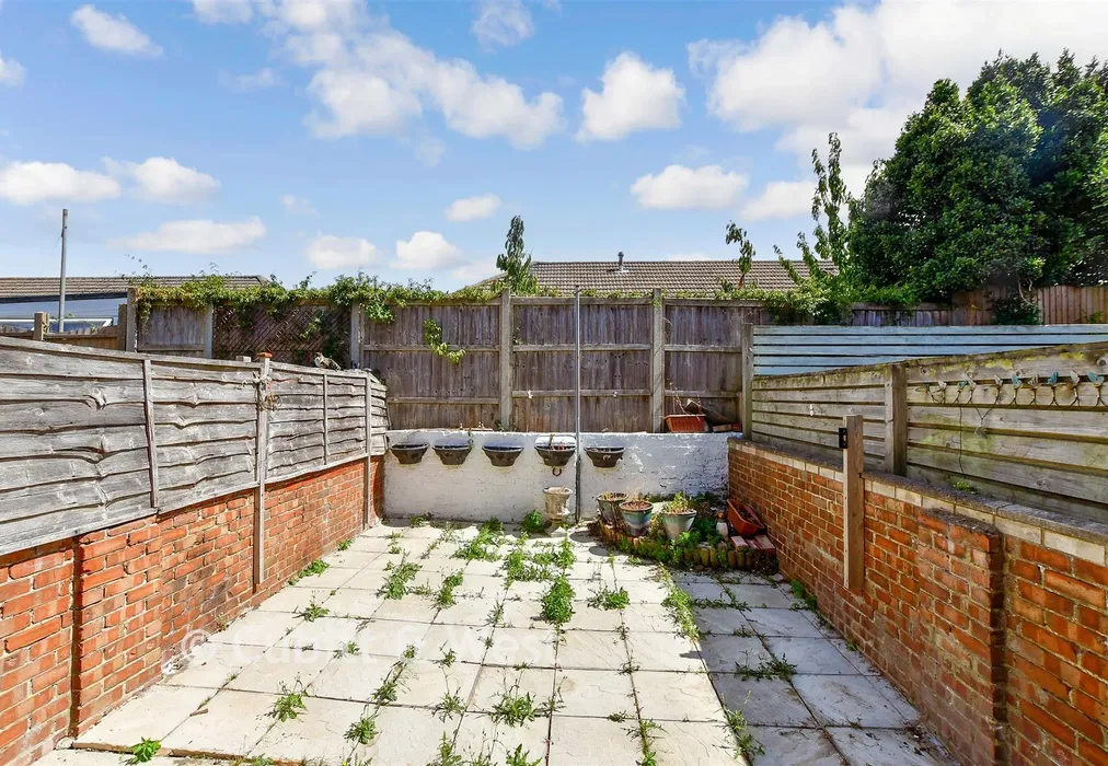 Rear Garden - Bath Road, Southsea, Hampshire - Wards of Kent