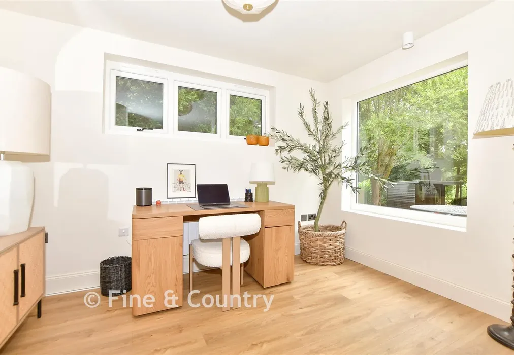 Office - The Street, Petham, Kent - Wards of Kent