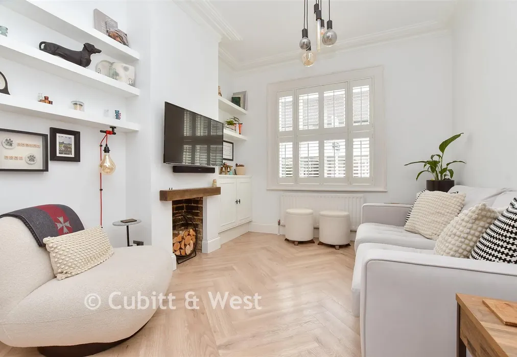 Living / Dining Room - St. John's Road, Carshalton, Surrey - Wards of Kent