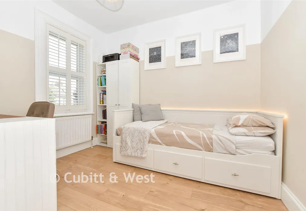 Bedroom 2 - St. John's Road, Carshalton, Surrey - Wards of Kent