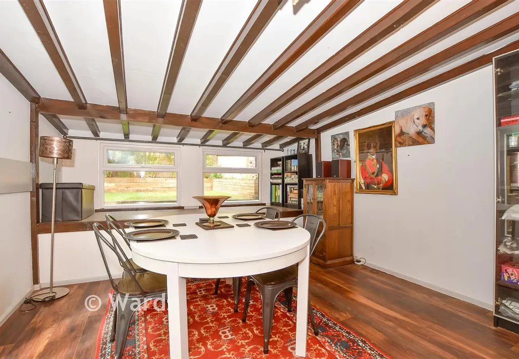 Dining Room - Buckland Hill, Maidstone, Kent - Wards of Kent