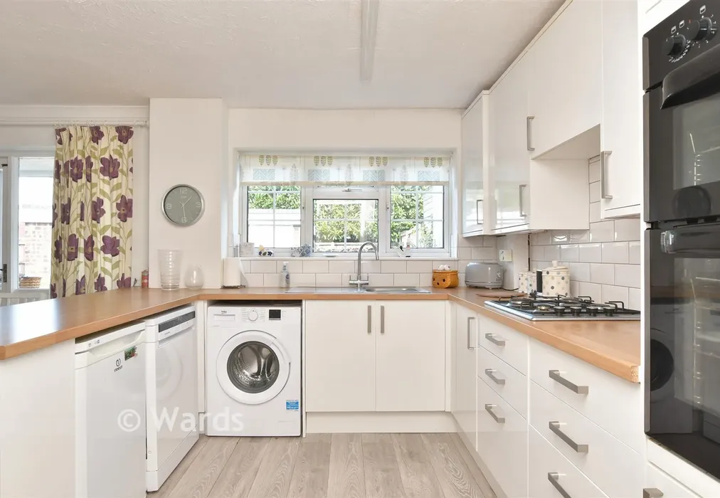 Kitchen/Dining Area - St. John's Way, Rochester, Kent - Wards of Kent