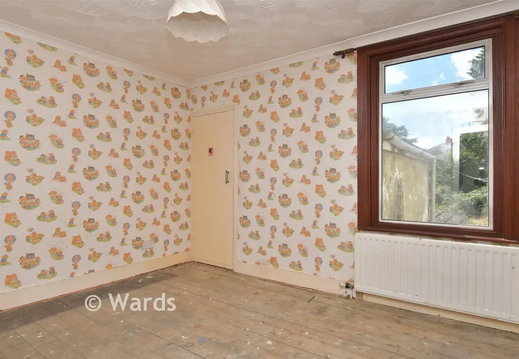 Bedroom 2 - Glencoe Road, Chatham, Kent - Wards of Kent