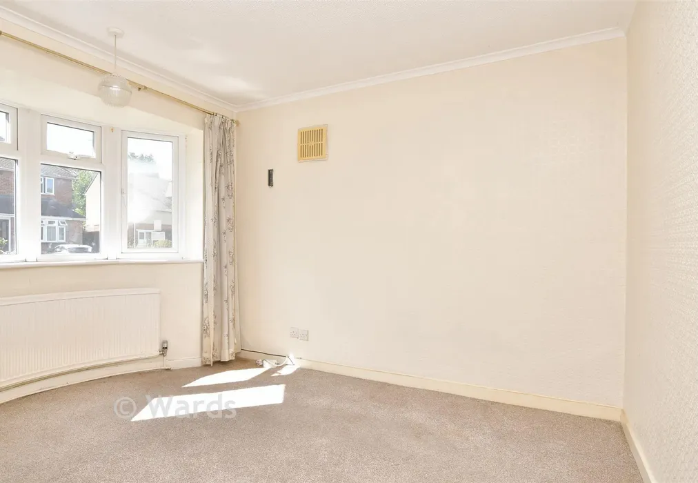 Bedroom 2 - Concord Avenue, Chatham, Kent - Wards of Kent