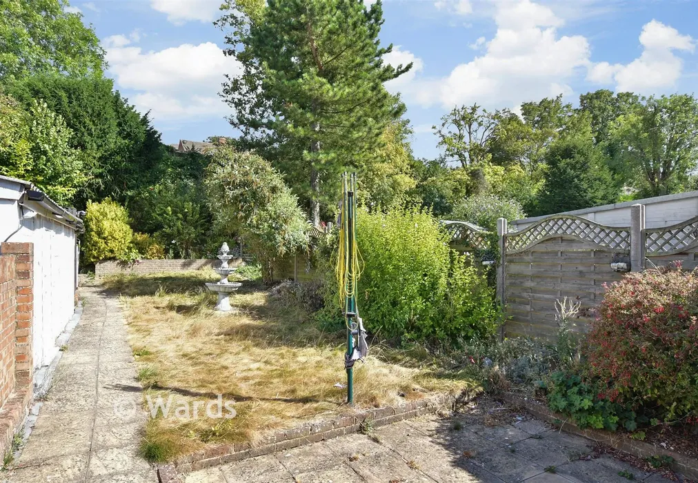 Rear Garden - Concord Avenue, Chatham, Kent - Wards of Kent
