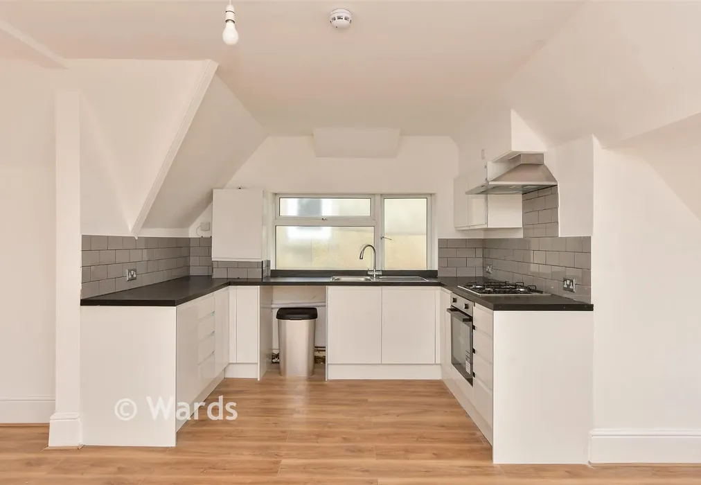 Kitchen - Queens Road, Broadstairs, Kent - Wards of Kent