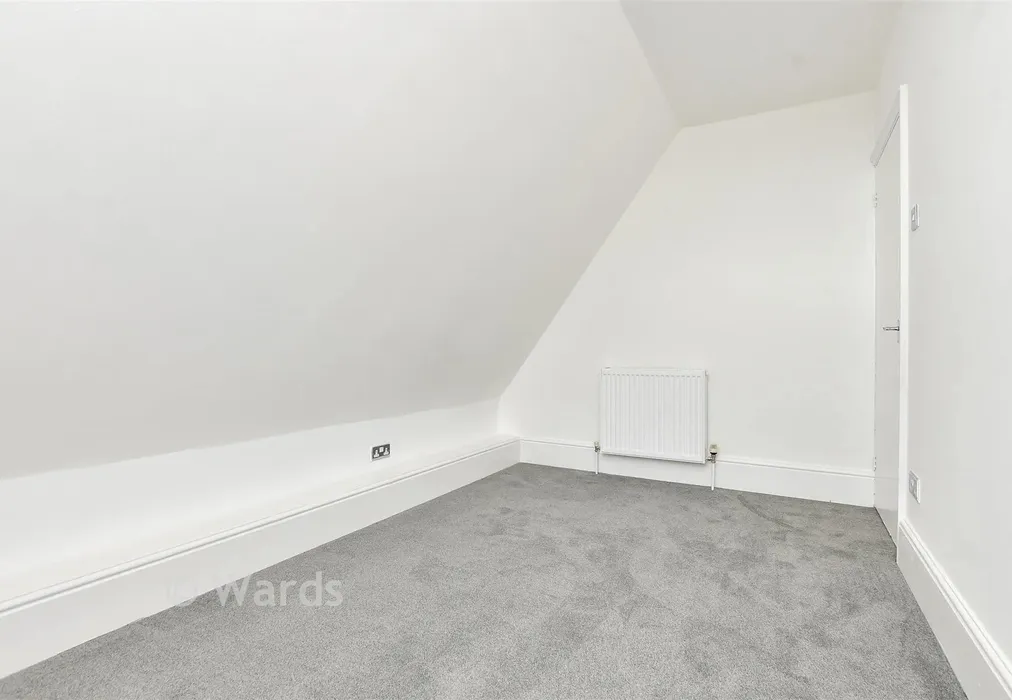 Bedroom 2 - Queens Road, Broadstairs, Kent - Wards of Kent