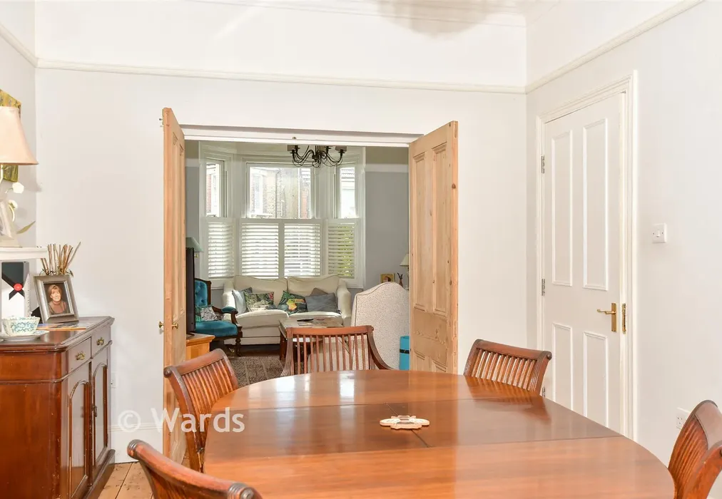 Internal Lifestyle Photograph - Rectory Road, Broadstairs, Kent - Wards of Kent