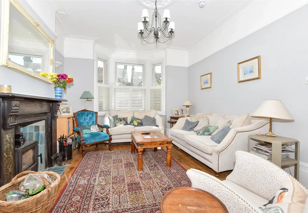 Lounge - Rectory Road, Broadstairs, Kent - Wards of Kent