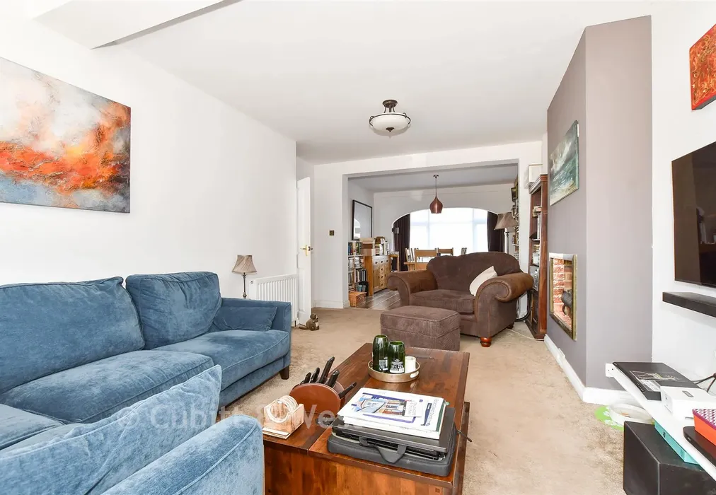 Lounge - Prices Lane, Reigate, Surrey - Wards of Kent