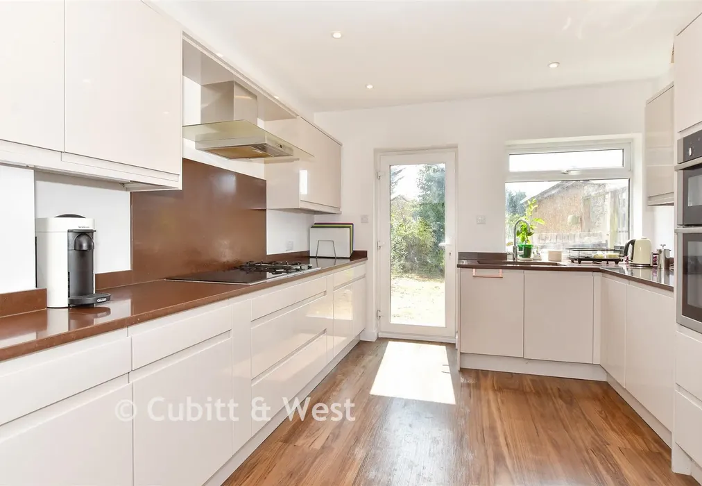 Kitchen - Prices Lane, Reigate, Surrey - Wards of Kent