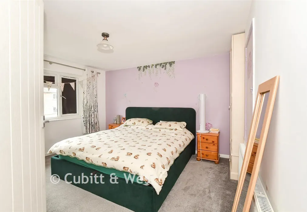 Internal Lifestyle Photograph - Wickhurst Rise, Portslade, East Sussex - Wards of Kent