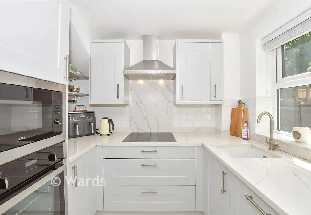 Kitchen - Pine Place & Land, Tovil, Kent - Wards of Kent
