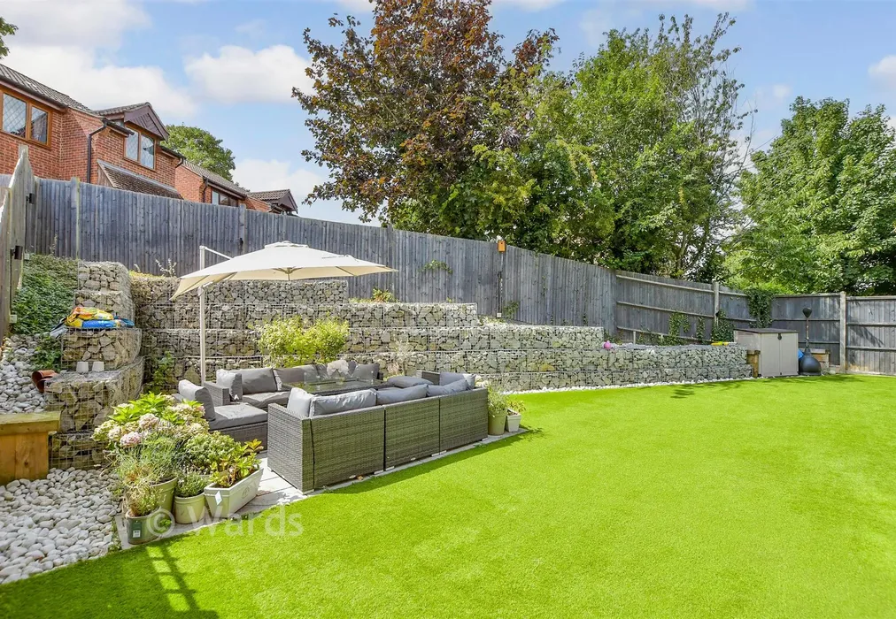 Rear Garden - Pine Place & Land, Tovil, Kent - Wards of Kent
