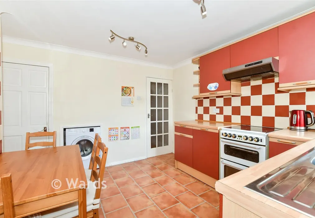Kitchen/Diner - Bell Lane, Ditton, Aylesford, Kent - Wards of Kent