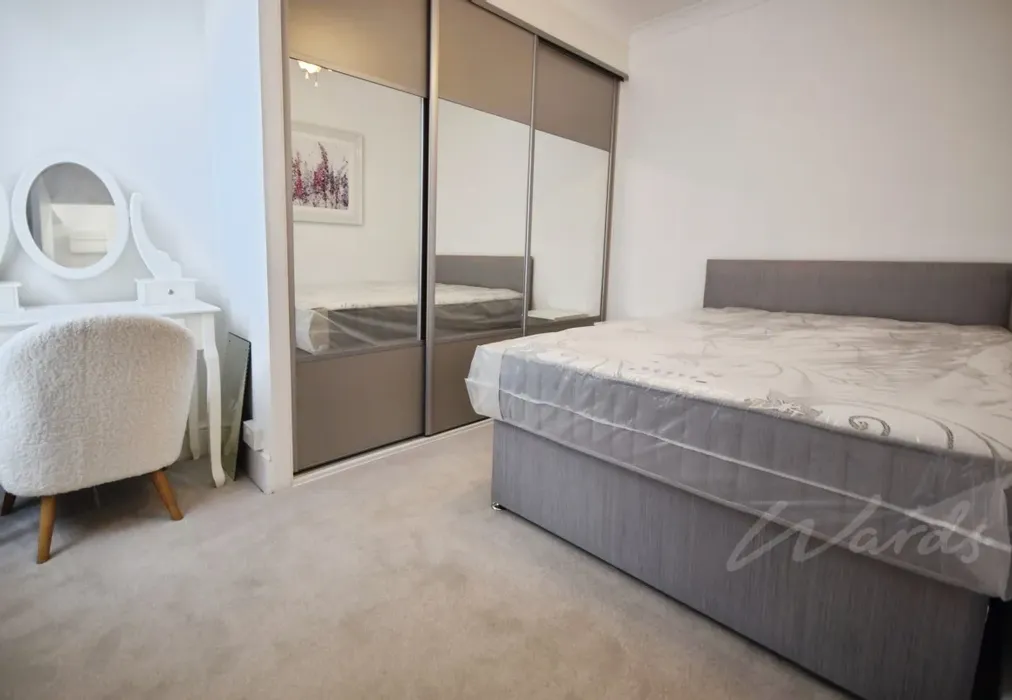 institue bedroom - Institute Road Chatham ME4 - Wards of Kent